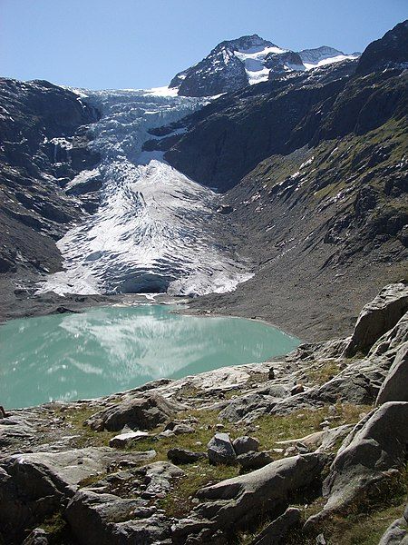 File:Triftgletscher01.JPG