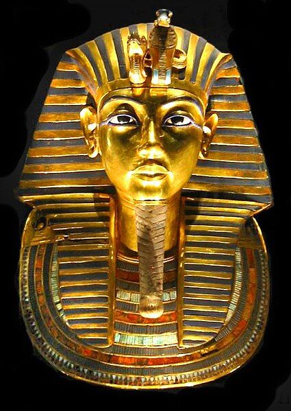 File:Tutankhamun-mask-retouched.jpg