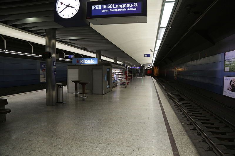 File:Zuerich Hauptbahnhof P6A2419.JPG