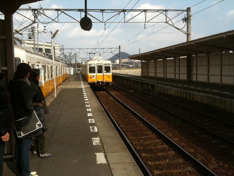 File:コトデン滝宮駅.JPG