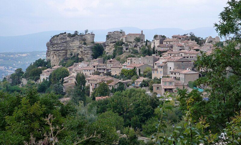 File:2008-0921-039-Saignon.jpg