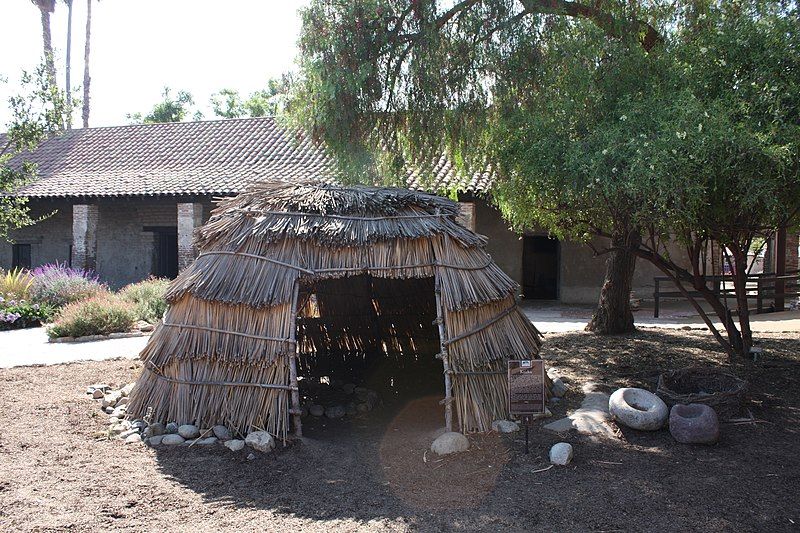 File:Acjachemen hut.jpg