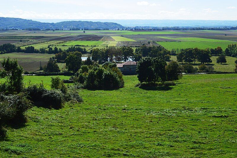 File:Arzay Landscape.JPG