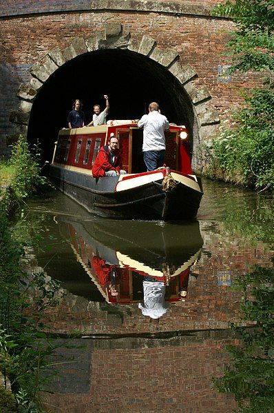 File:Braunston Tunnel.jpg