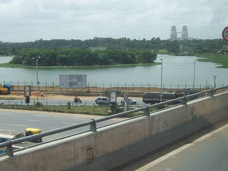 File:Hebbal Lake.jpg