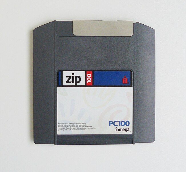 File:Iomega ZIP100 Disk.jpg