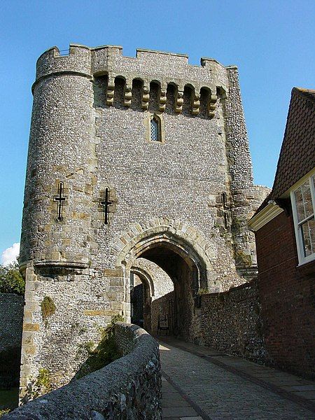 File:Lewes Castle DSC00138.JPG