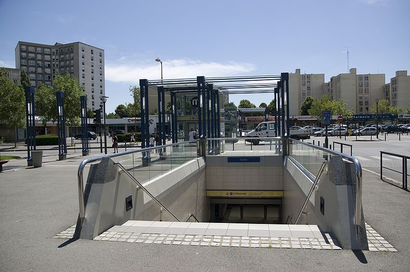 File:Métro Italie.jpg