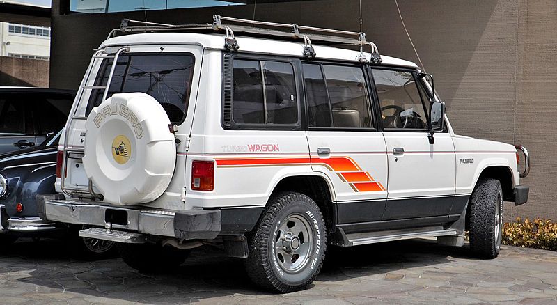 File:Mitsubishi Pajero 012.JPG