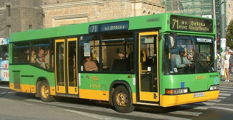 File:Neoplan N4009 Poznań.JPG