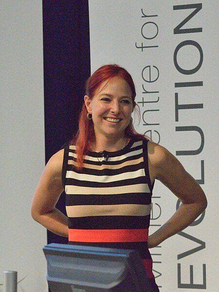 File:Alice Roberts, 2018.jpg