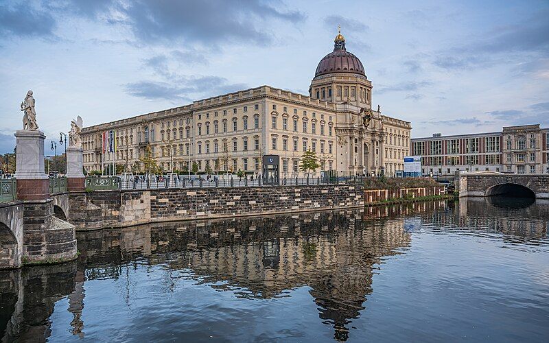 File:Berlin-Mitte Stadtschloss asv2023-10.jpg