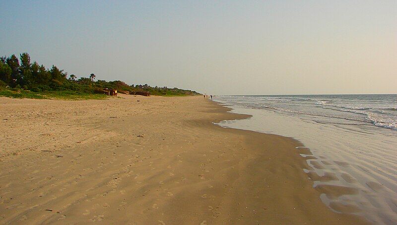 File:Cap-Skirring-Beach-2007.jpg