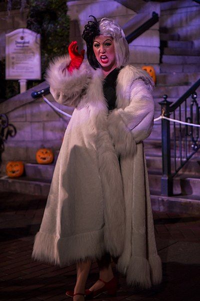 File:Cruella de Vil.jpg