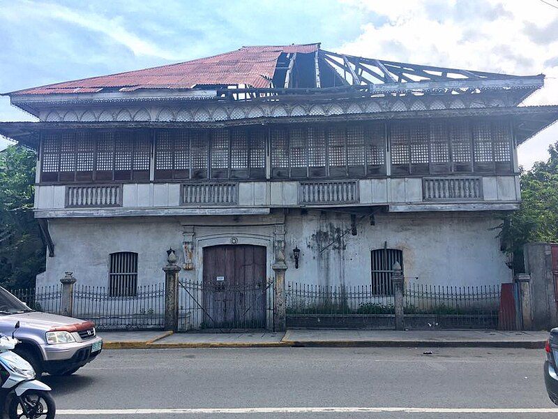 File:Filipino House.jpg