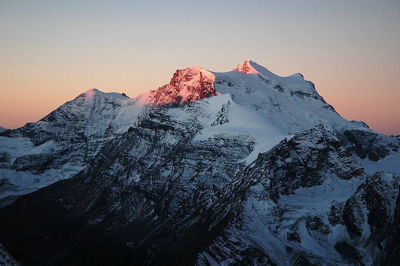 File:Grand Combin.jpg