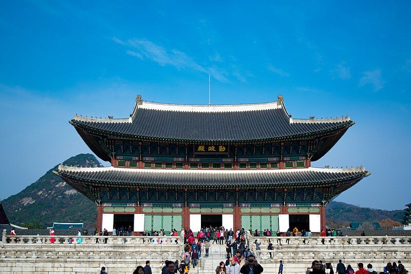 File:Gyeongbokgung(palace) Geunjeongjeon(hall).jpg