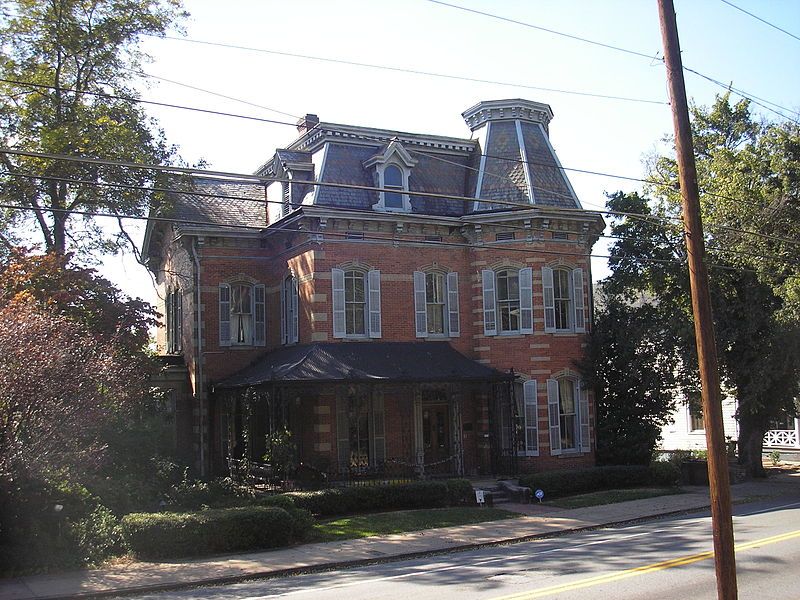 File:Hatcher-Groover-Schwrtz House.JPG