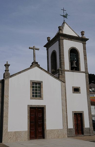 File:Igreja Nogueiro.jpg