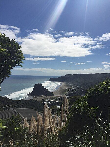 File:Piha beach 2018.jpg