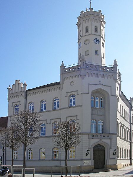 File:Rathaus Meuselwitz.JPG