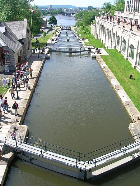 File:Rideau Canal Locks.JPG