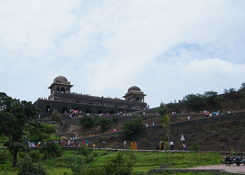 File:Roopmati's Pavilion.jpg