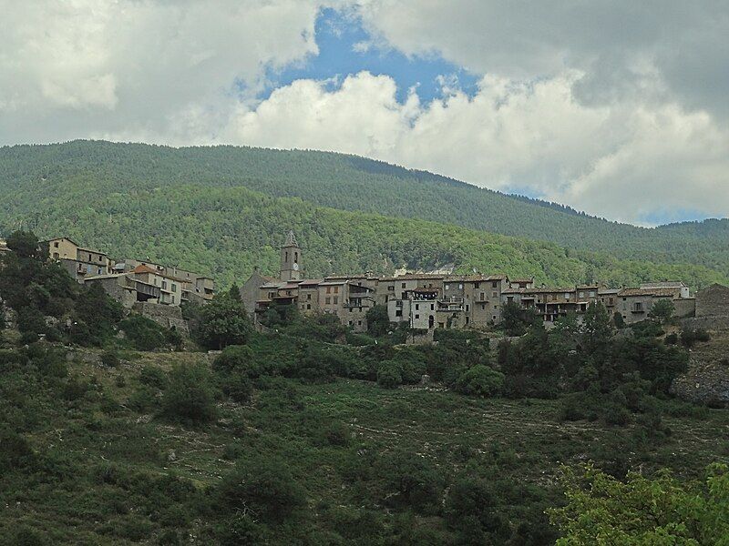 File:Village de Méailles.JPG