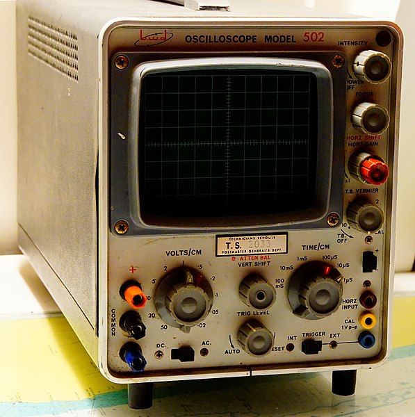 File:BWD 502 oscilloscope.jpg