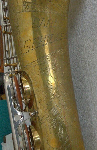 File:CarlSchillerTenor Saxophone.jpg