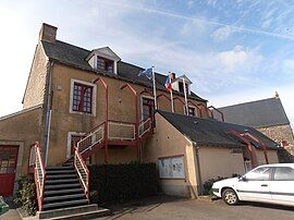 The town hall of Chevillé