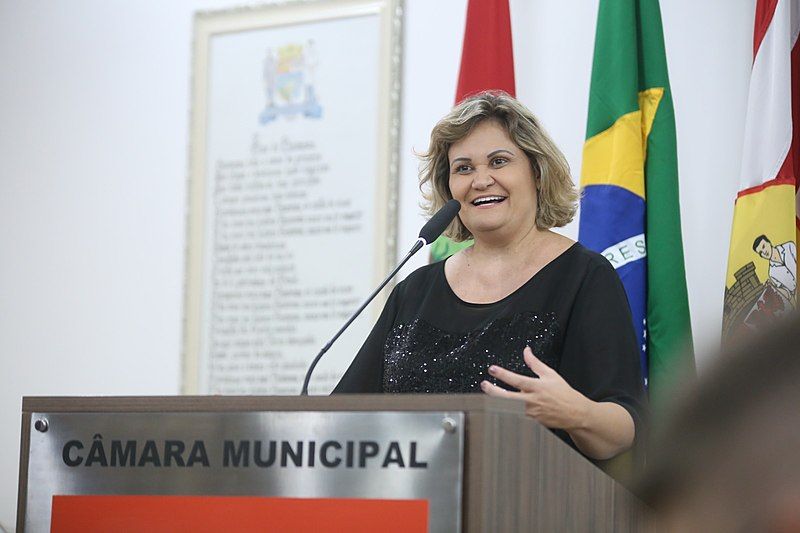 File:Cristiane Pronunciamento Sessão.jpg