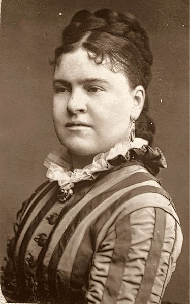 File:Edith Wynne.jpg