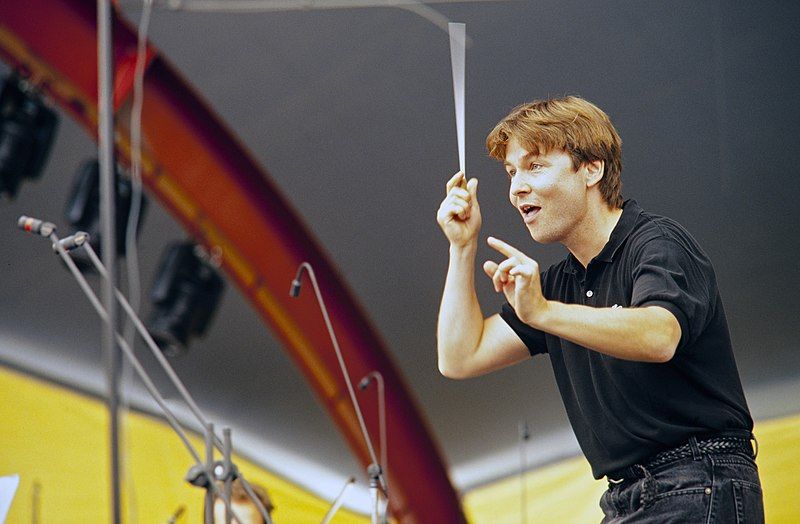 File:Esa-Pekka-Salonen-1997b.jpg