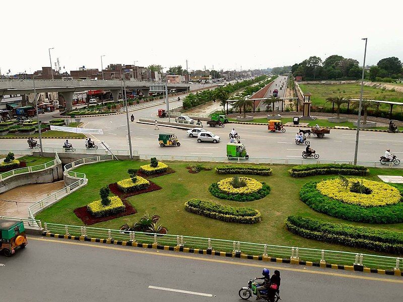 File:Flyover and underpass.jpg