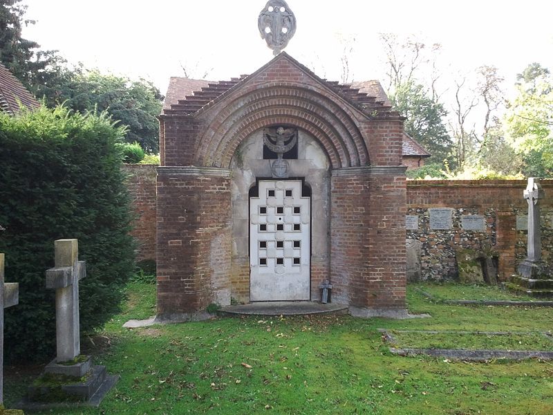 File:Hannen Columbarium.jpg