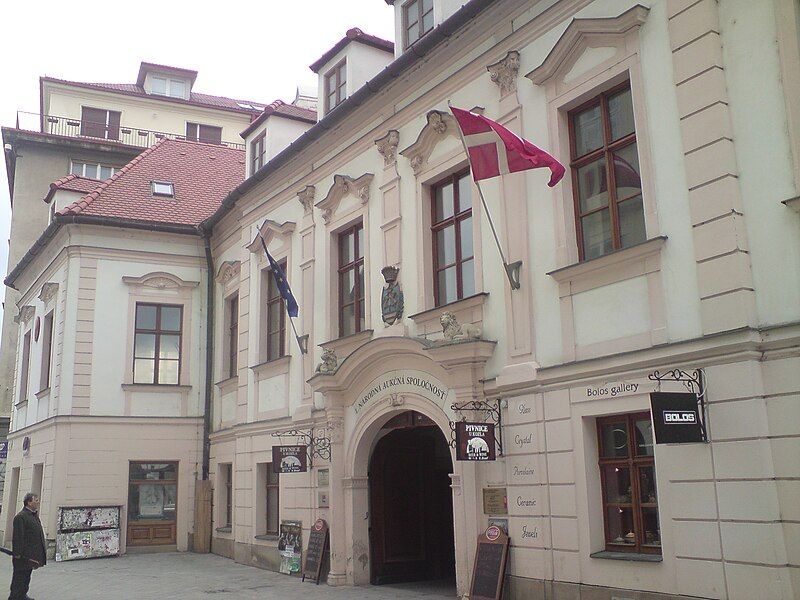 File:Keglevičov palác.jpg