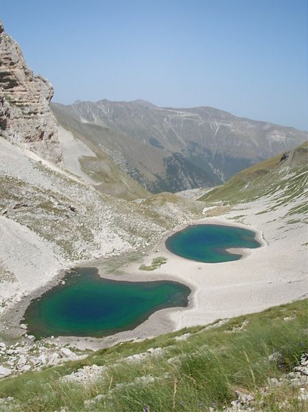 File:Lagodipilato001.jpg