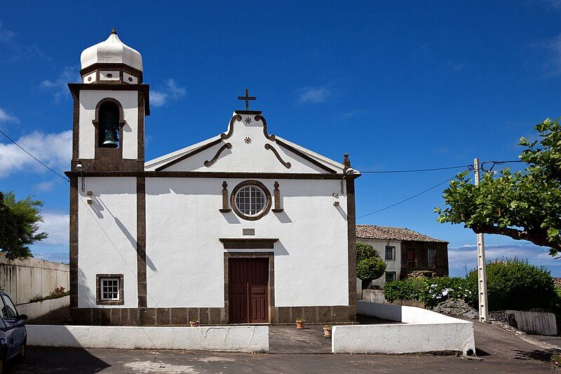 File:Mosteiro church.jpg