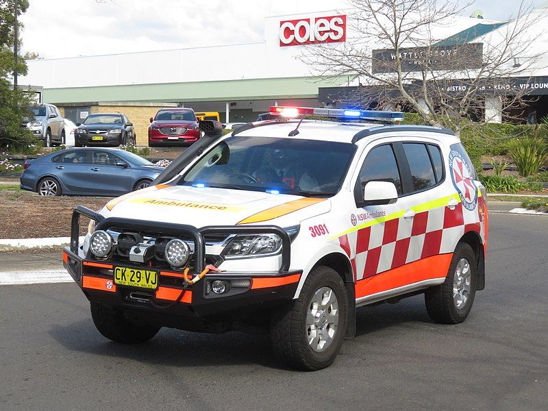 File:NSW Ambulance INSP91.jpg