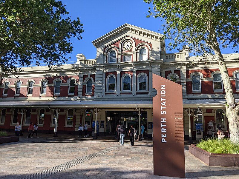 File:Perth train station.jpg