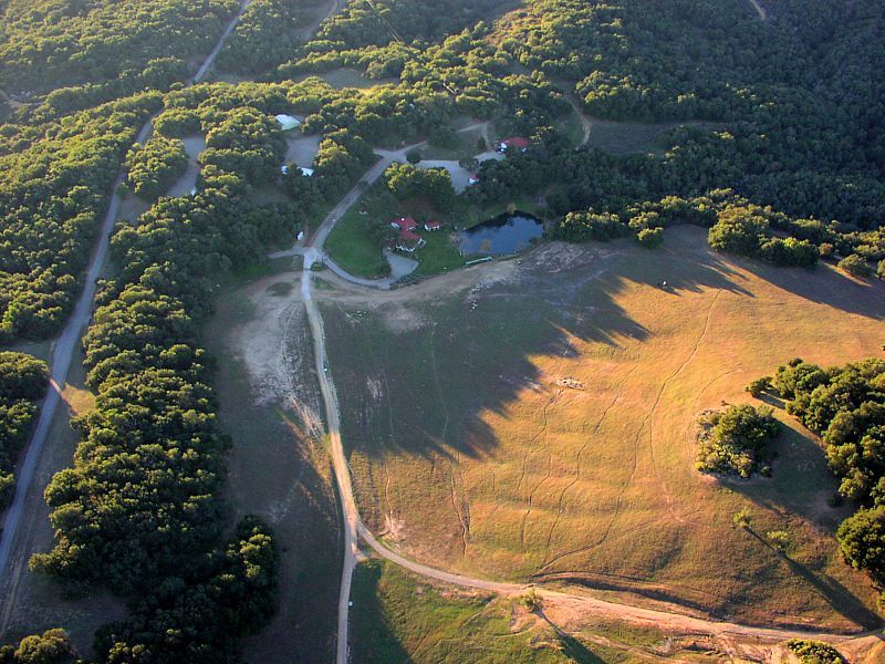 File:RanchodelCieloAerial.jpg