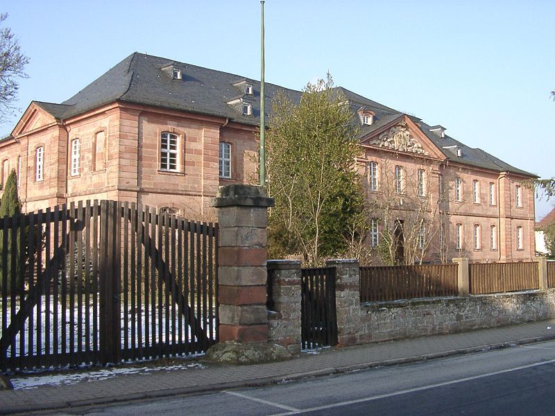 File:Schloss trippstadt.JPG