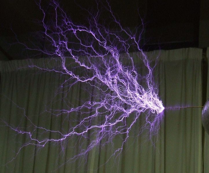 File:Tesla-coil-discharge.jpg