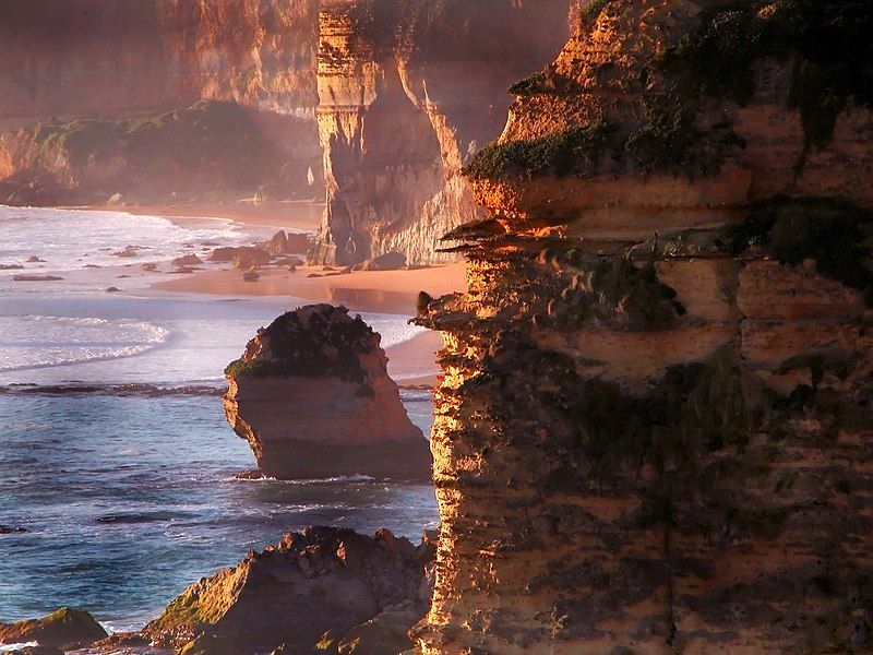 File:The Twelve Apostles.jpg