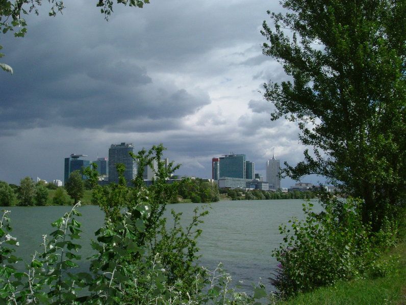 File:Vienna Donauinsel Donaucity.jpg