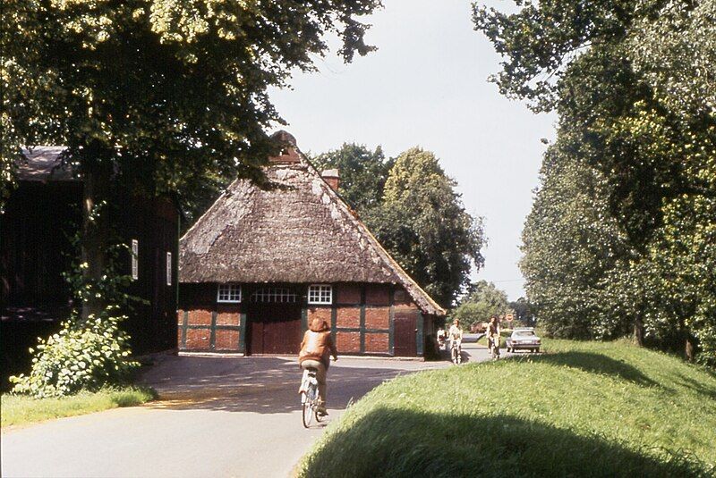 File:Zweiständerhof Blockland.jpg