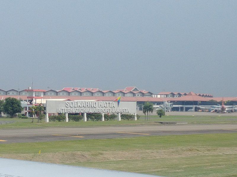 File:CGK Terminal 2.jpg