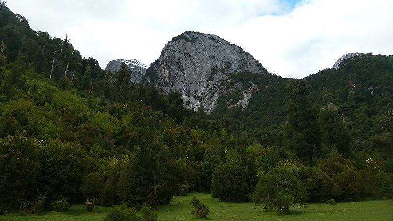 File:Cerro La Junta.jpg