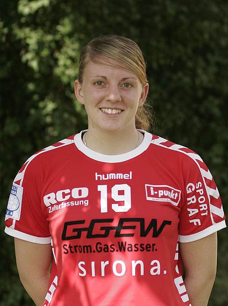 File:Claudia Schueckler 01.jpg